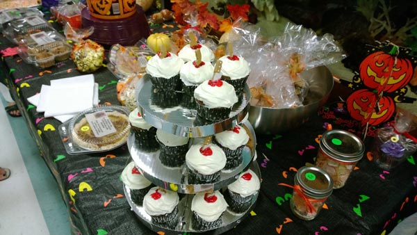AME-FF-Bakesale-1-JG-103013