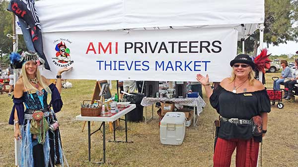 Thieves-market-111214-lh
