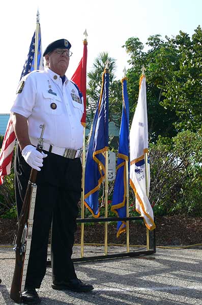 vets-day-rifle-111914-ln