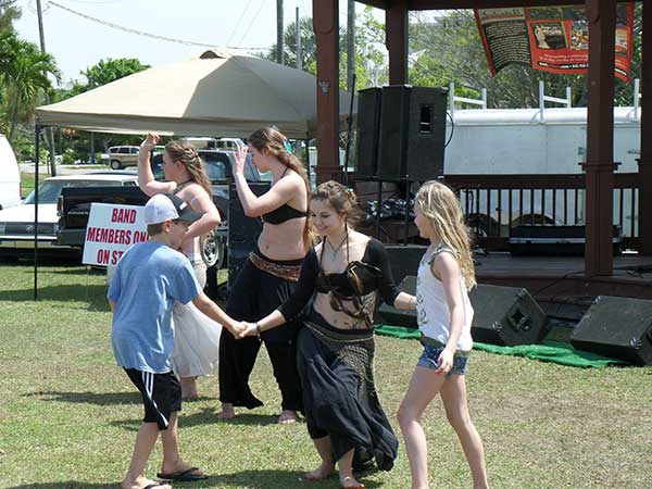cityfest-dancers-040115-ks